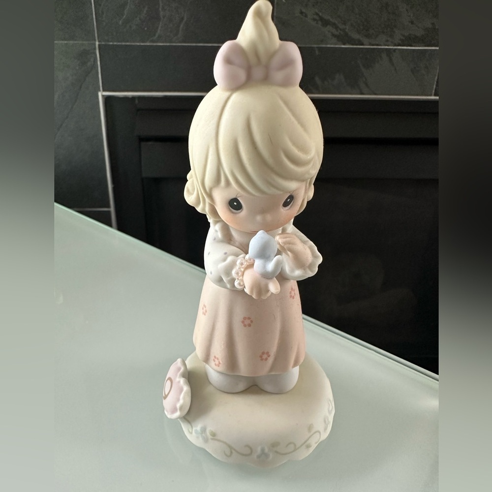 Precious Moments Collectable Figurine number 9